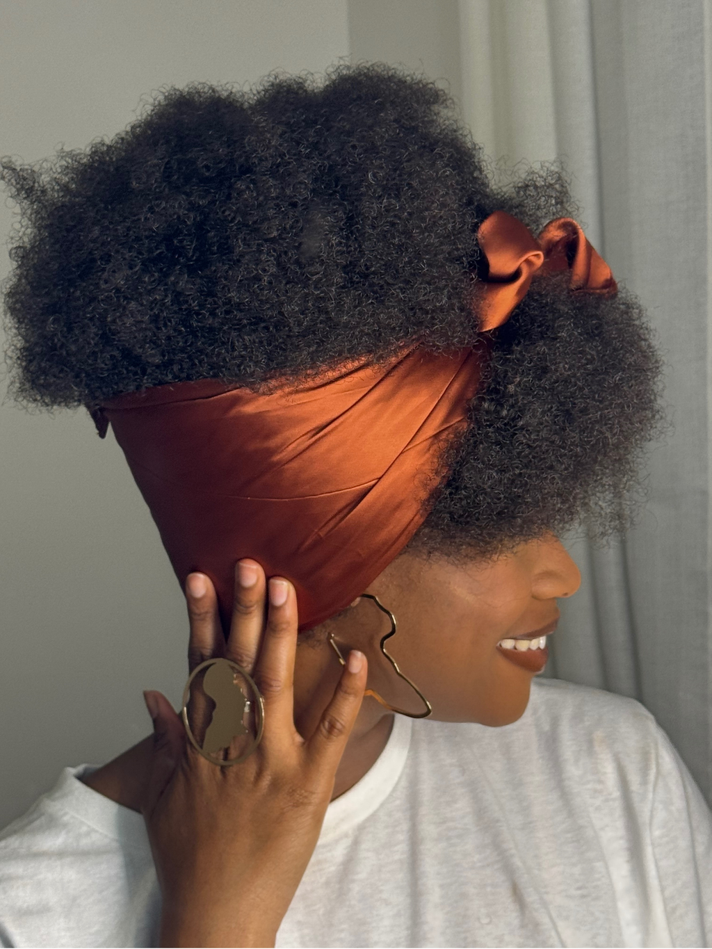 Foulard Chocolat Cuivré – Élégance lumineuse et chaleureuse