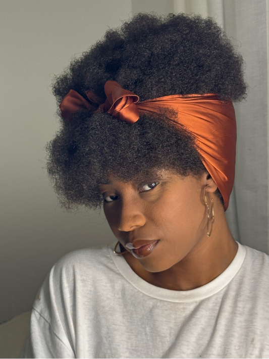 Foulard Chocolat Cuivré – Élégance lumineuse et chaleureuse