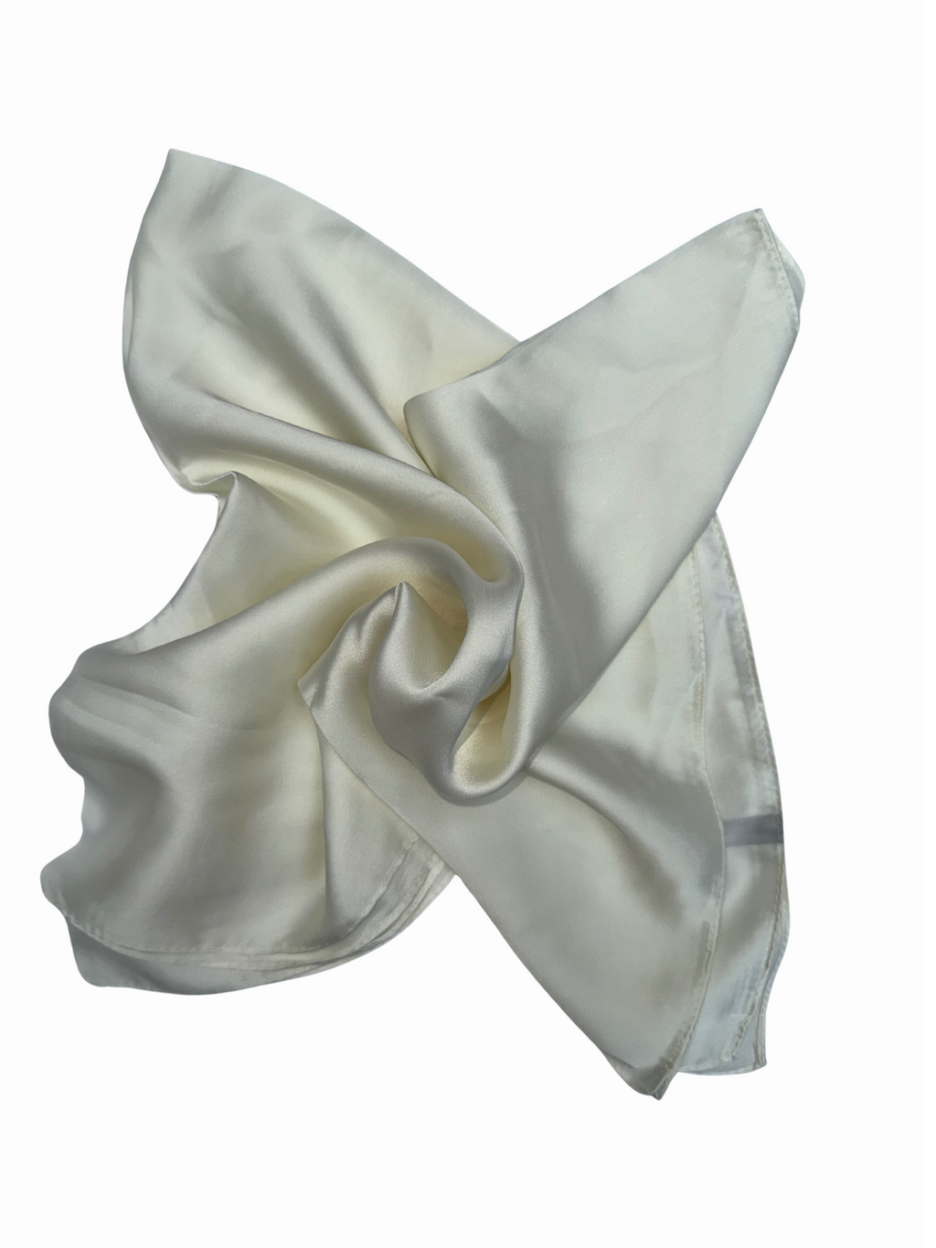 Foulard Satin Blanc – Fraîcheur & Élégance